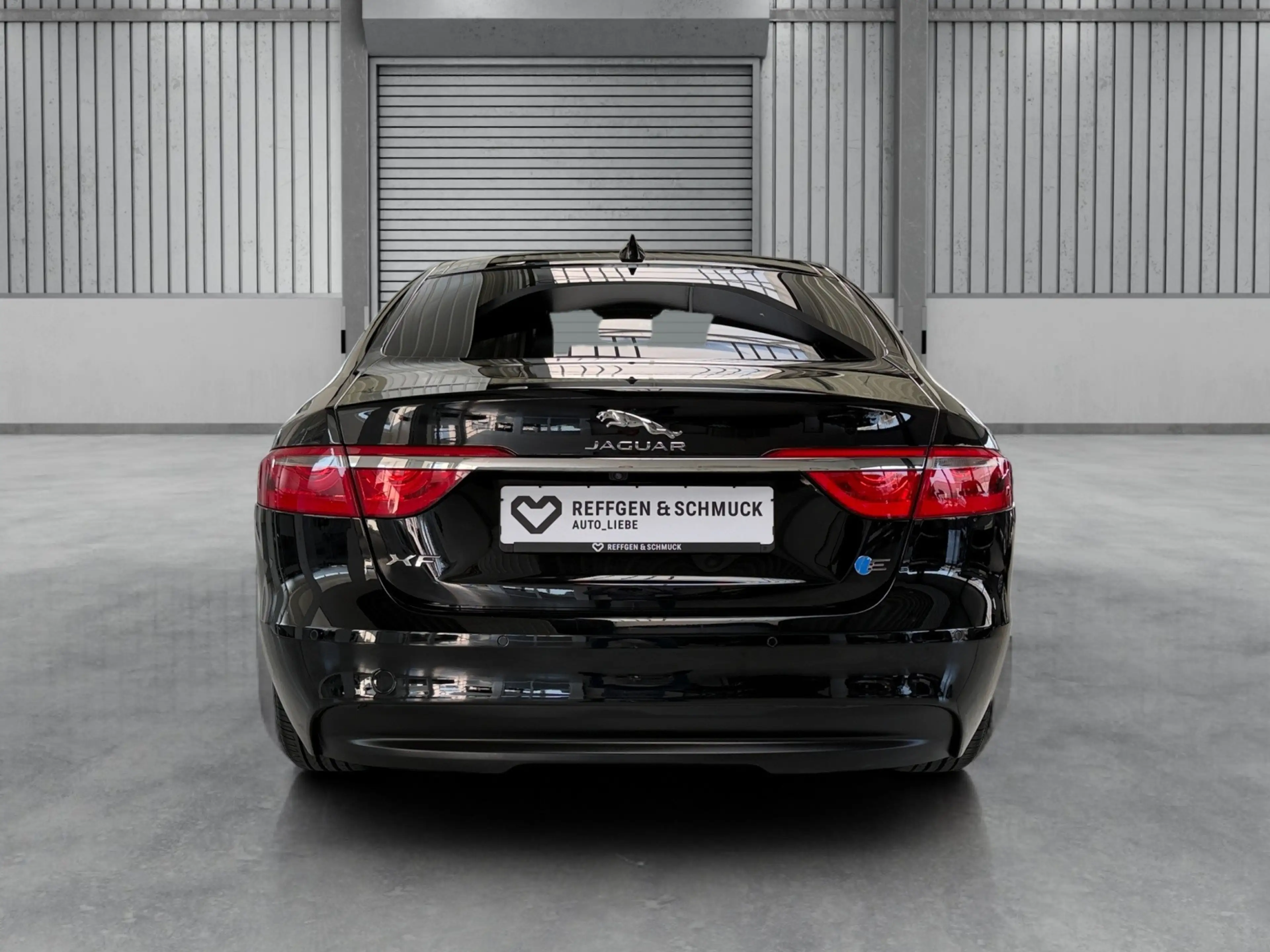 Jaguar XF PURE AUTOMATIK+NAVI+PANO+MERIDIAN+360+ALU+TÜV — photo 3