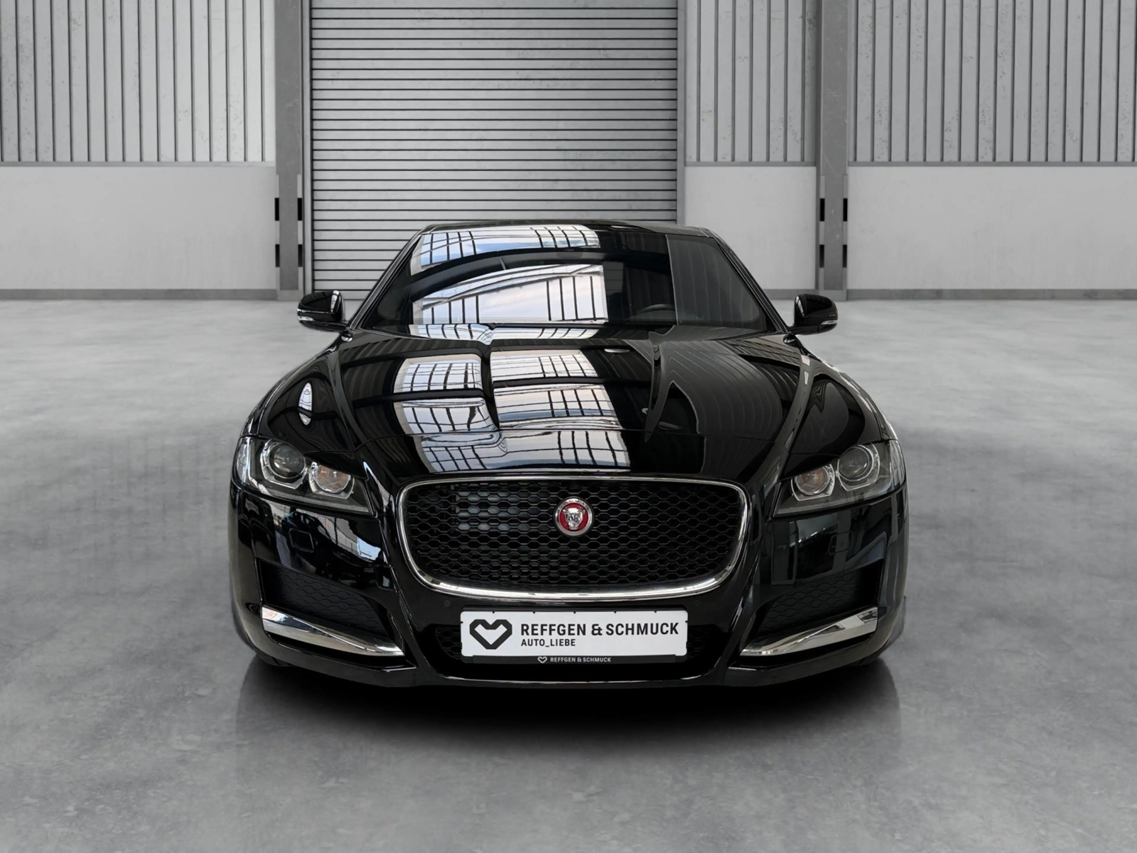 Jaguar XF PURE AUTOMATIK+NAVI+PANO+MERIDIAN+360+ALU+TÜV — photo 2