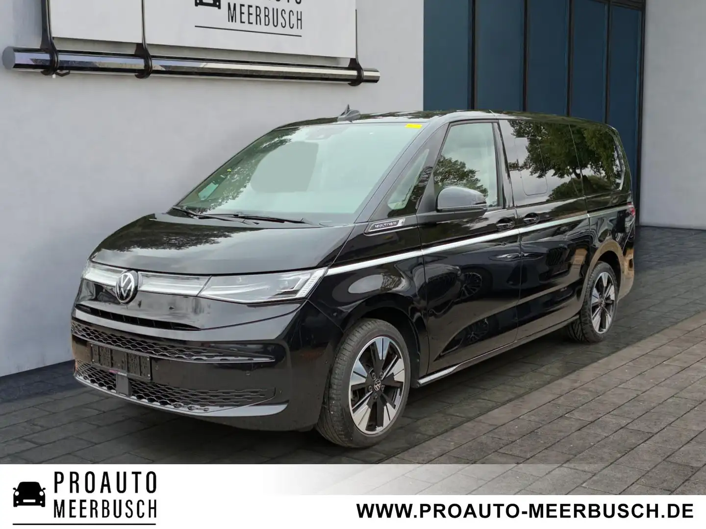 Volkswagen T7 Multivan Style lang AHK/ACC/EASYOPEN/MATRIXLED Schwarz - 1