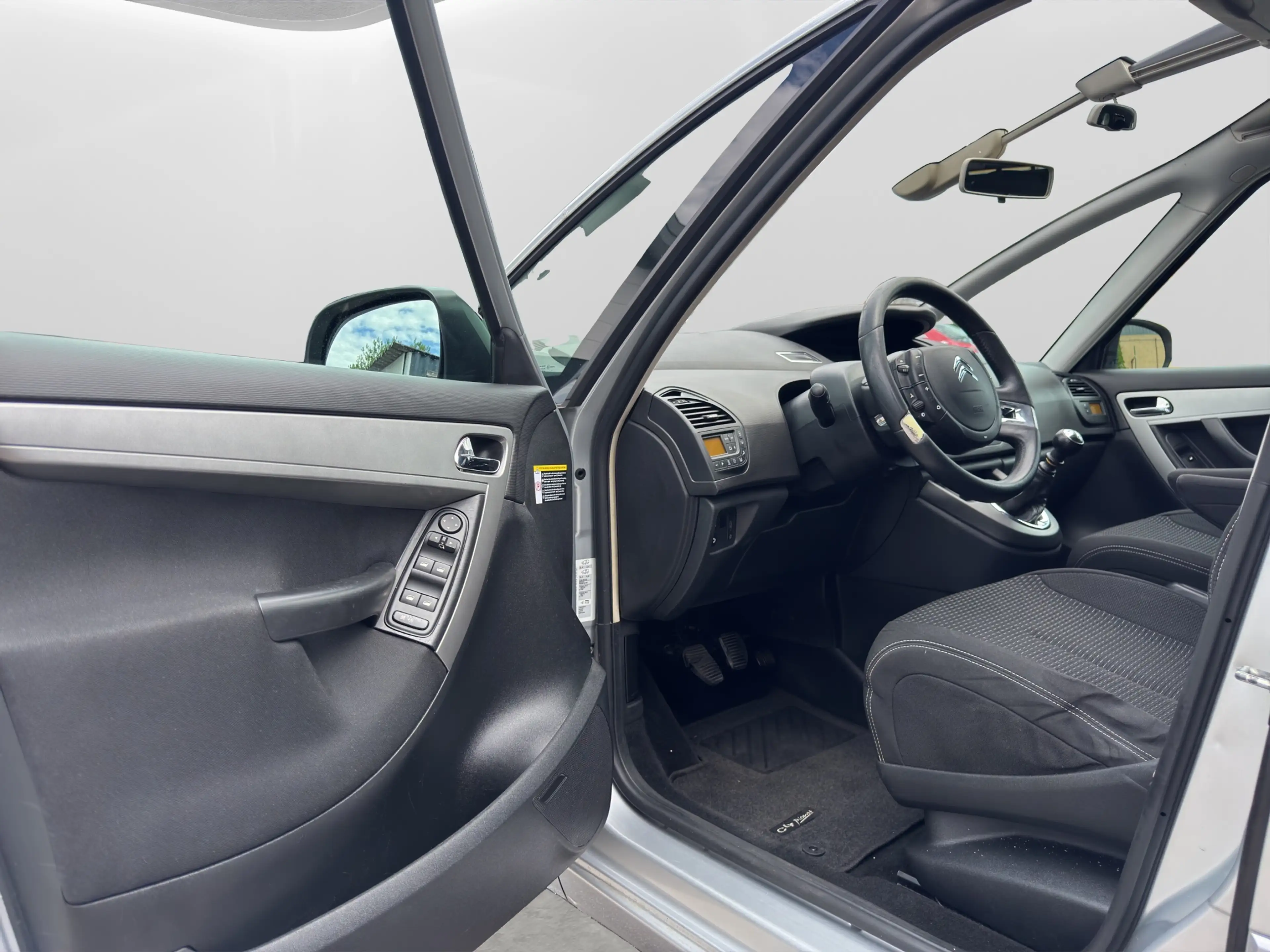 Citroen Grand C4 Picasso Tendance — photo 9