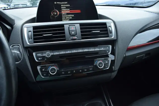 BMW 1 Series view 13