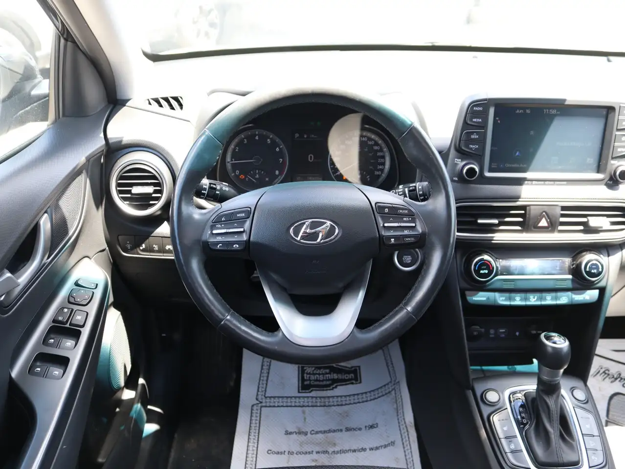 Hyundai KONA снимка Hyundai KONA