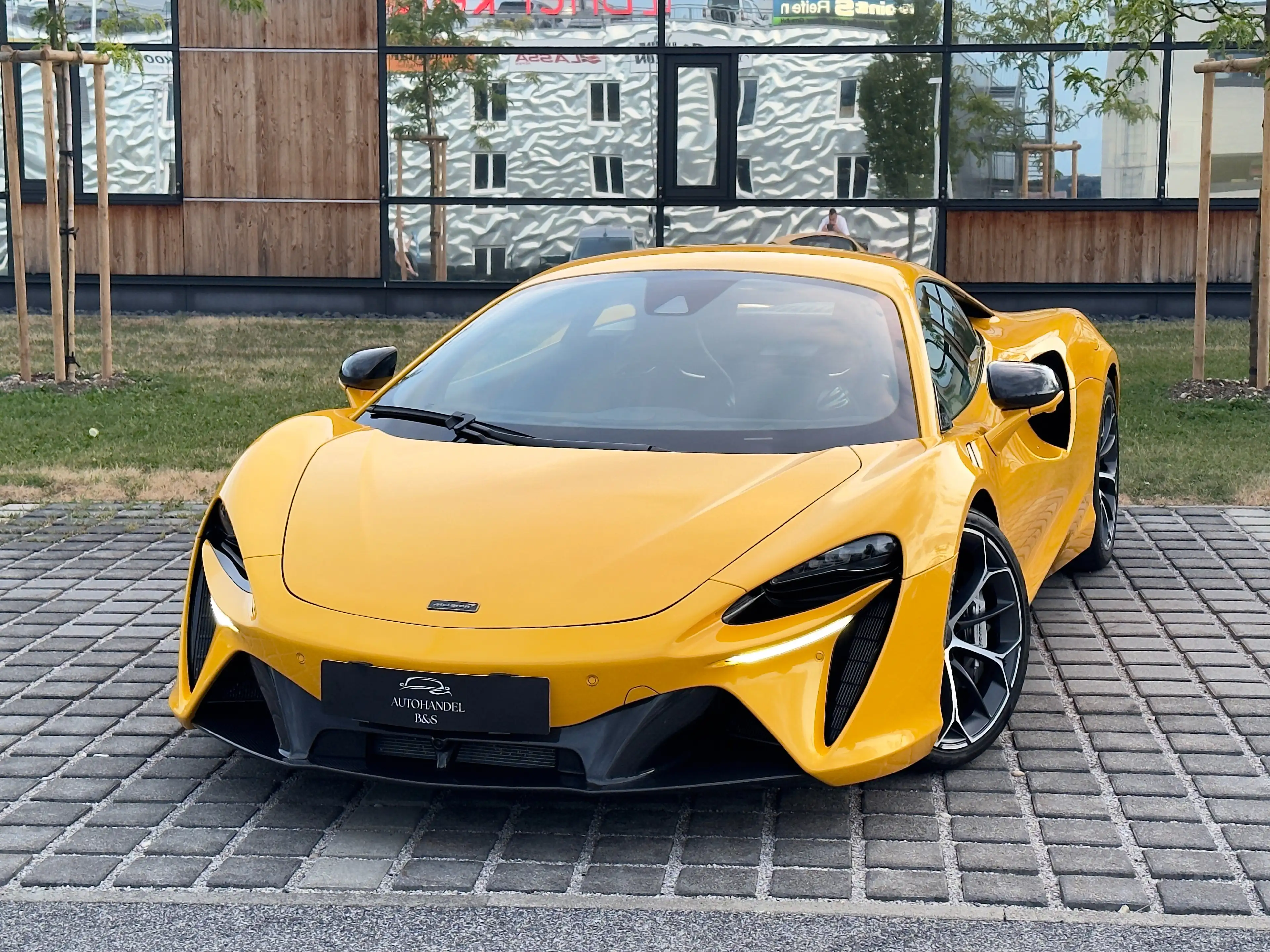 McLaren Artura *MSO, VOLL-CARBON, PERFORMANCE, GARANTIE* — photo 3