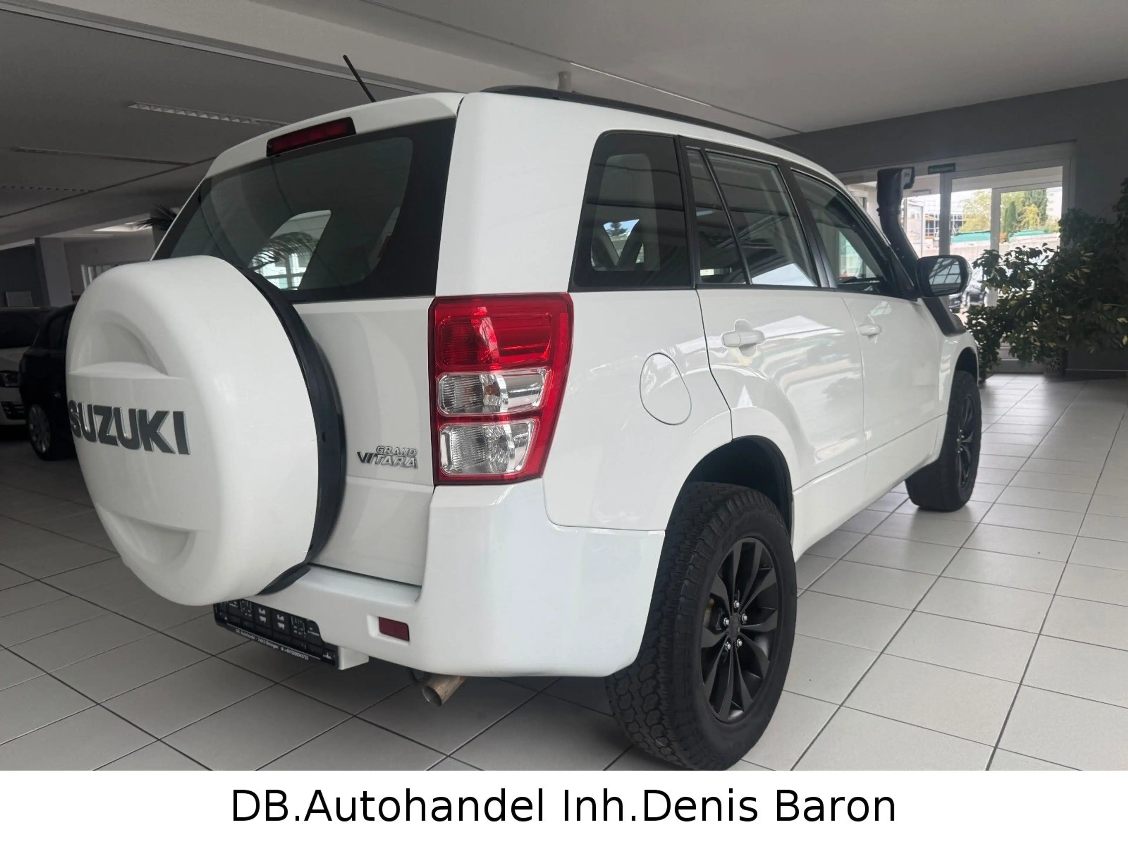 Suzuki Grand Vitara 1.9 DDIS X 30 4WD Multi Klima SHZ — photo 4