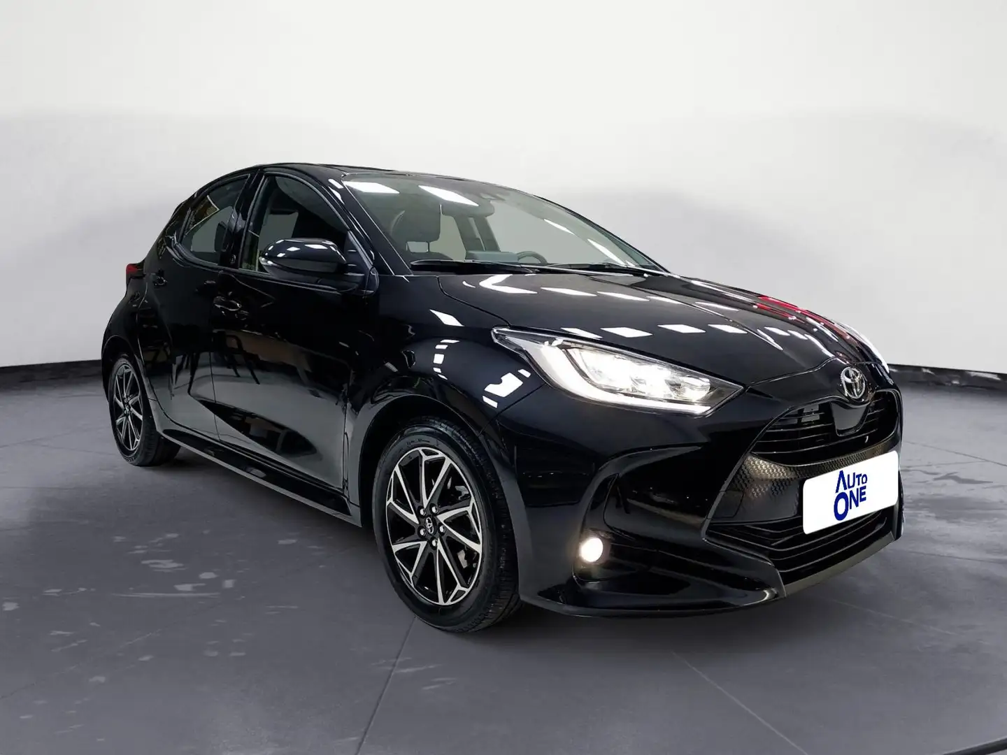 Toyota Yaris 1.5 Hybrid 116Cv Auto Trend - Vari Colori Nero - 1