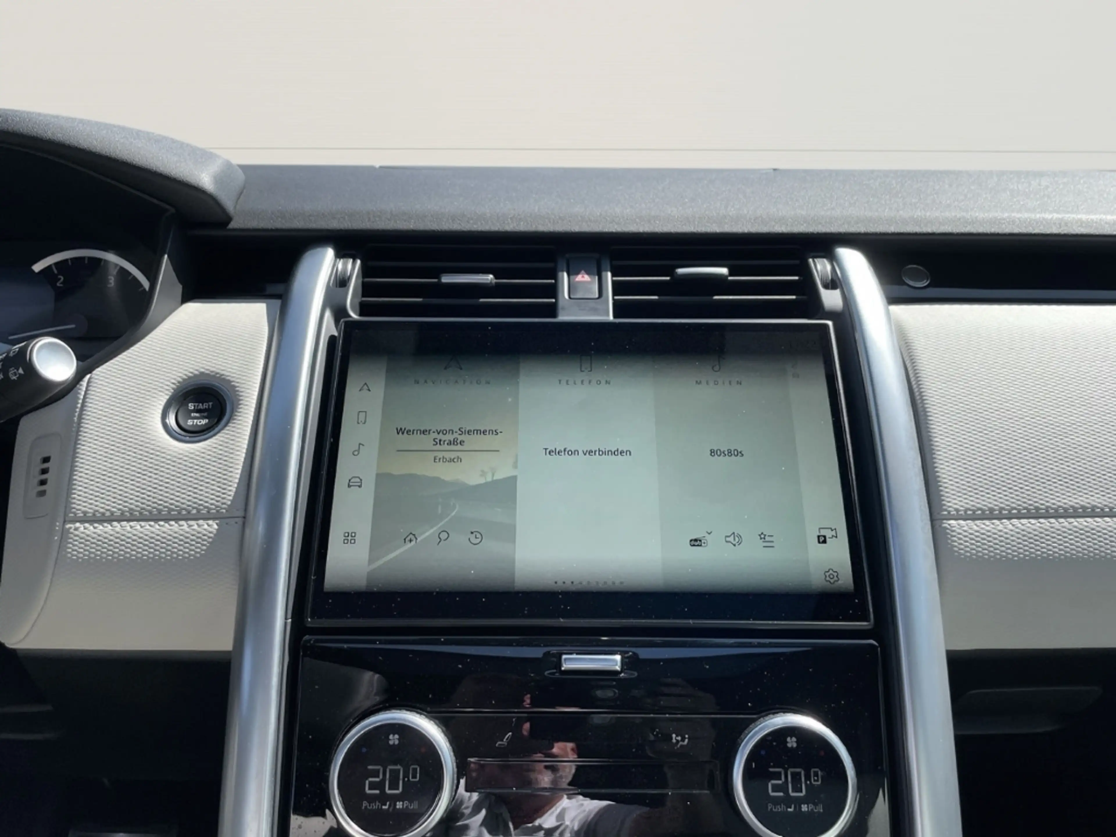 Land Rover Discovery D250 R-Dynamic SE+7Sitzer+Pano+AHK+ACC+DAB — photo 13