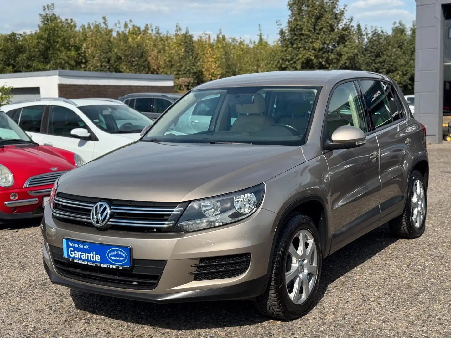 Volkswagen Tiguan Trend & Fun 4Motion Beige - 1