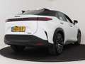 Lexus RZ 450e Business Line 71 kWh | Stoelverwarming | 20" Alb - thumbnail 2
