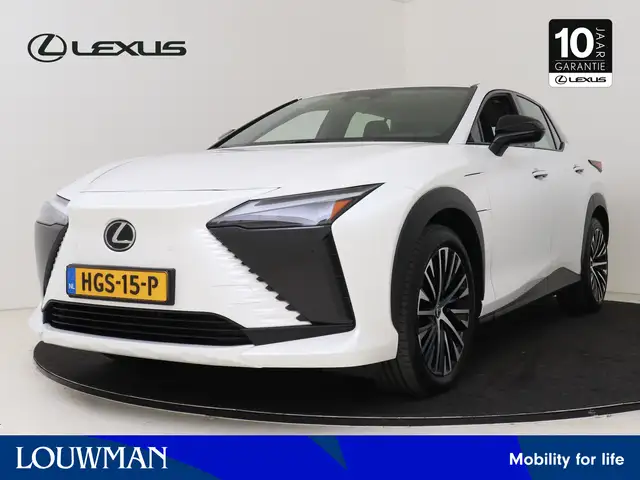 Lexus RZ 450e Business Line 71 kWh/313pk 4WD Winter-SALE |