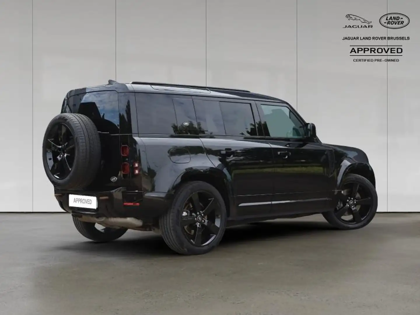 Land Rover Defender 110 D250 X-Dynamic SE 7SEATS 2 YEARS WARRANTY Siyah - 2
