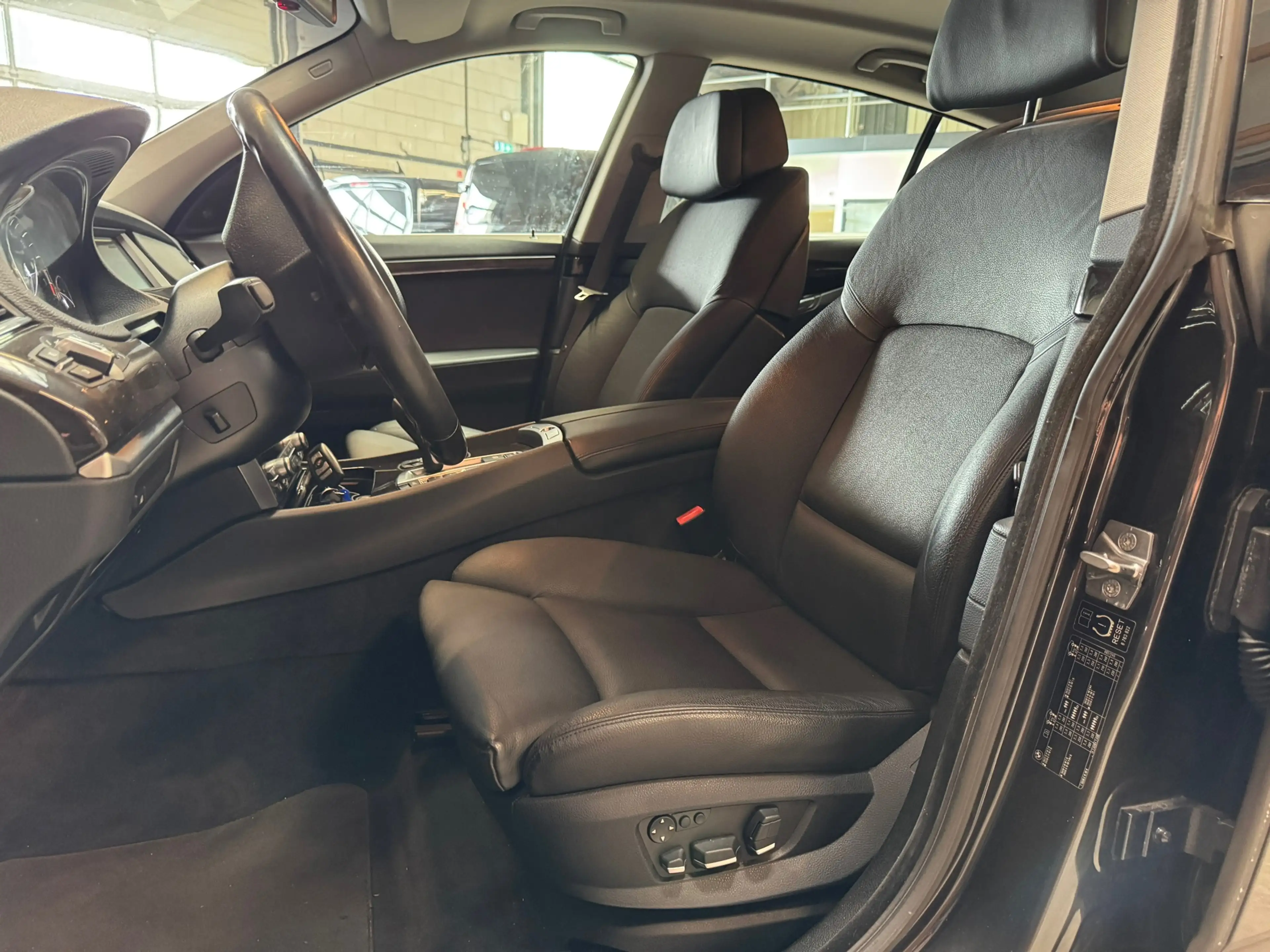 BMW 535 5-serie Gran Turismo 535i High Executive Navi-Crui — photo 9