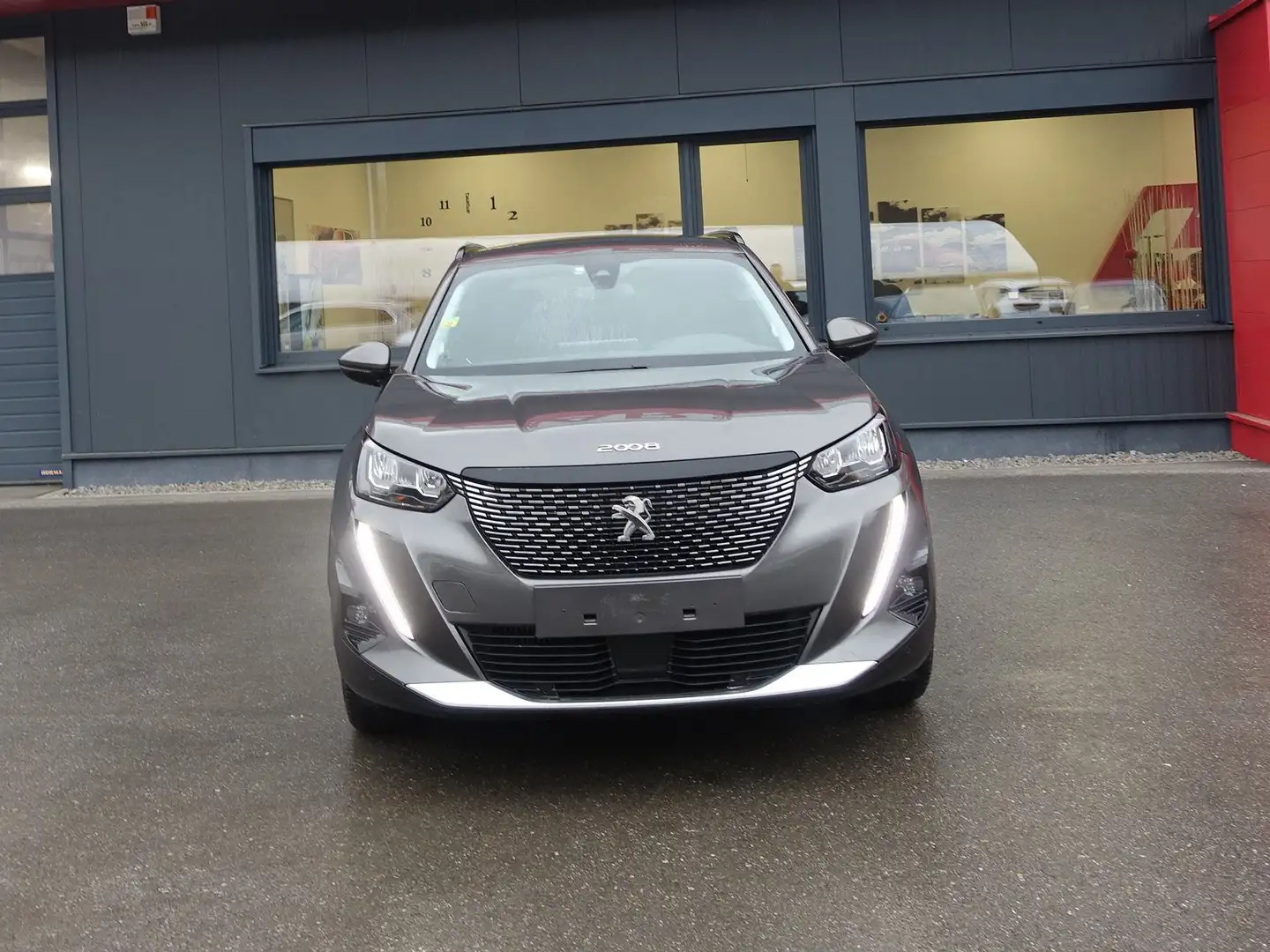 Peugeot 2008 BlueHDi 130 S "LED,NAVI" Grau - 1