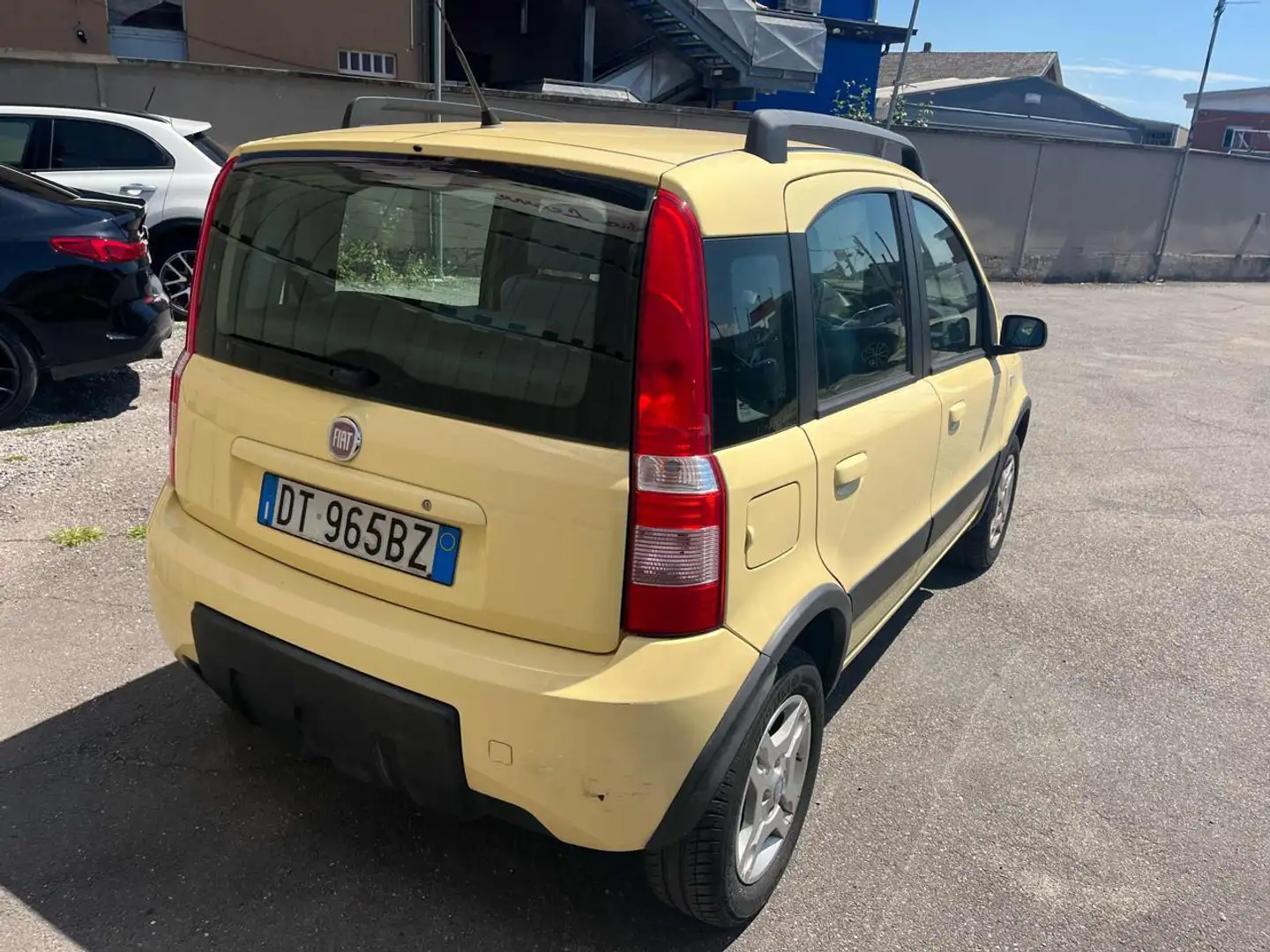 Fiat Panda 1.2 Dynamic Natural Power Giallo - 2