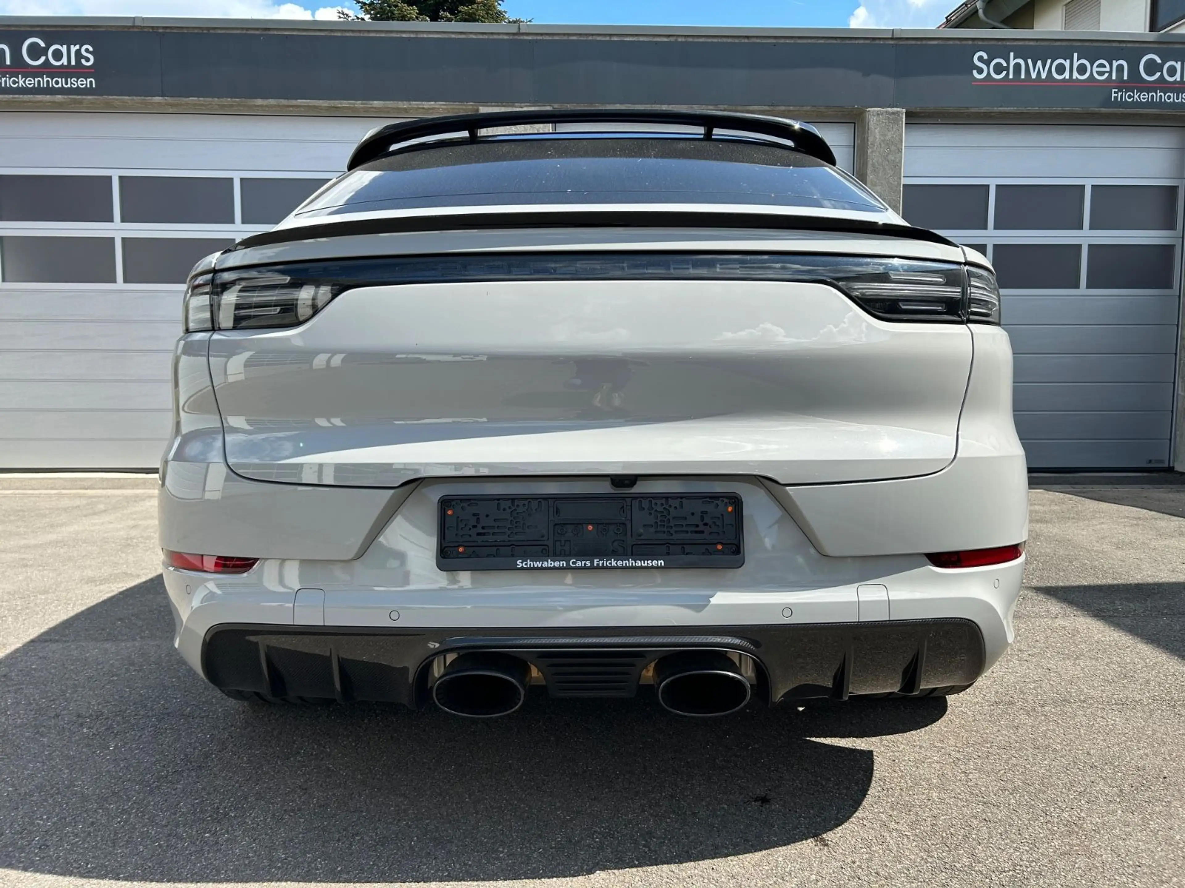 Porsche Cayenne GTS Coupé GT-Leichtbau Sport-Carbon STHZ — photo 12