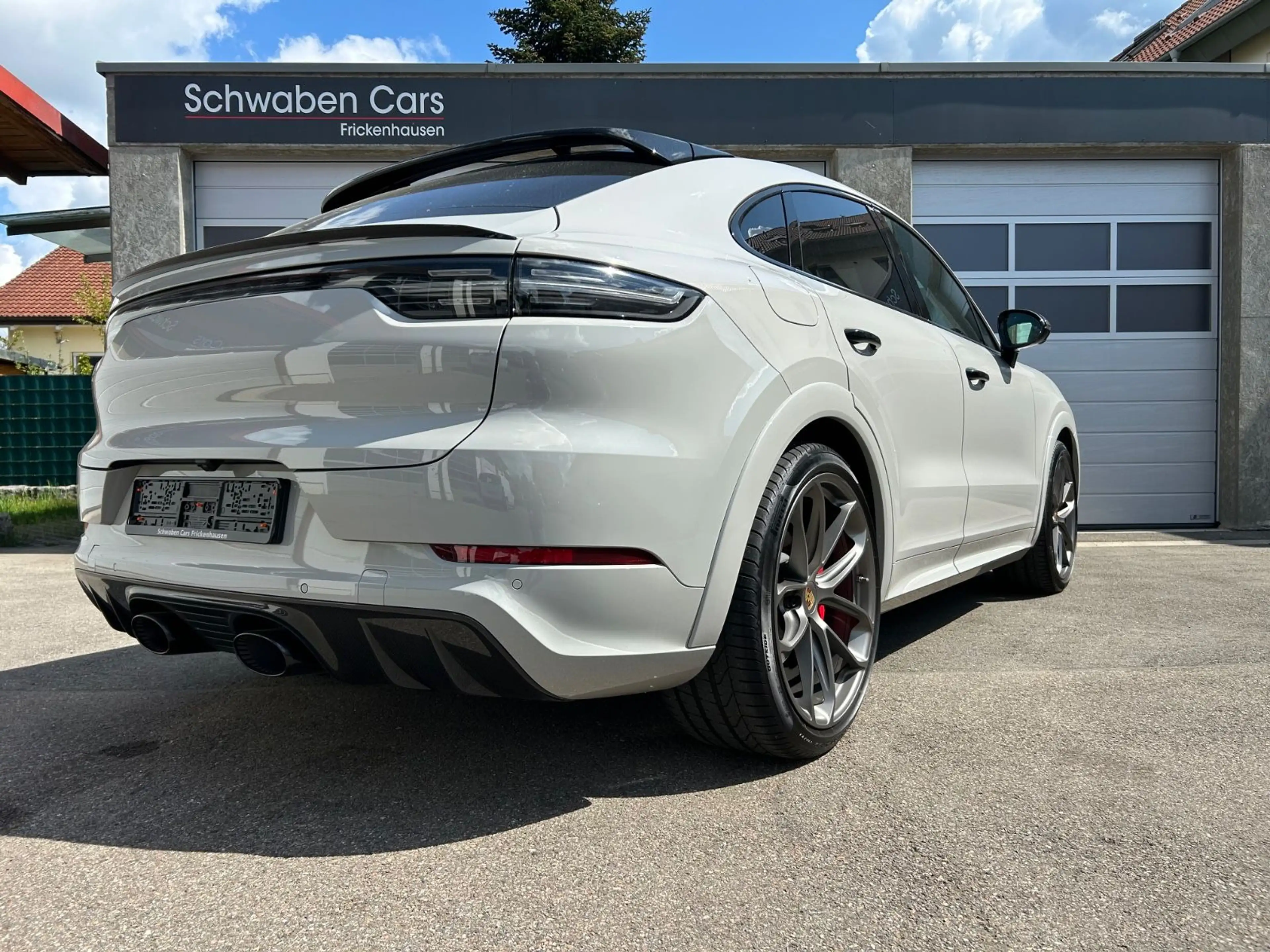 Porsche Cayenne GTS Coupé GT-Leichtbau Sport-Carbon STHZ — photo 15