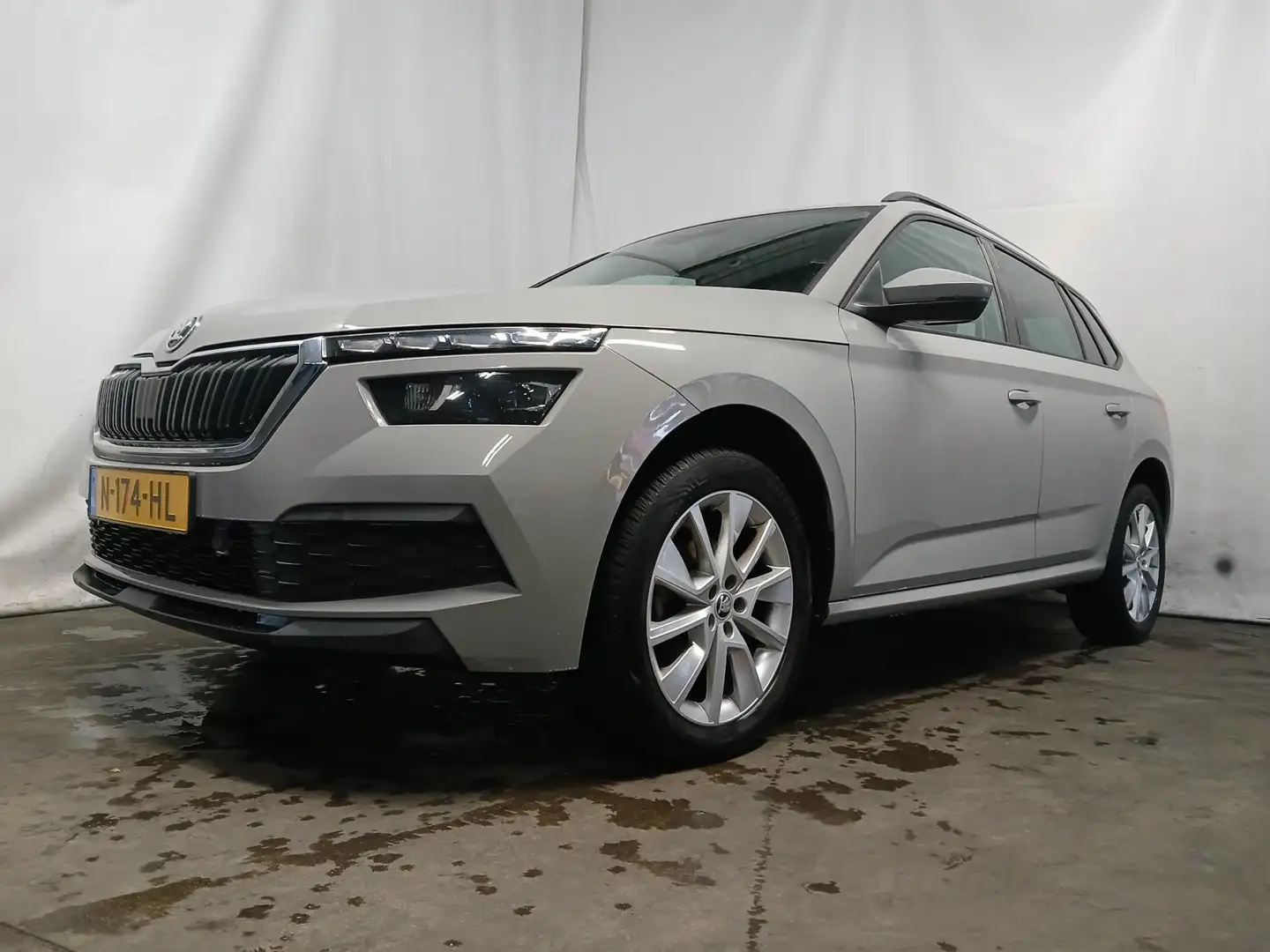 Skoda Kamiq 1.0 TSI Business Edition - Clima - Achter Schade Grijs - 2