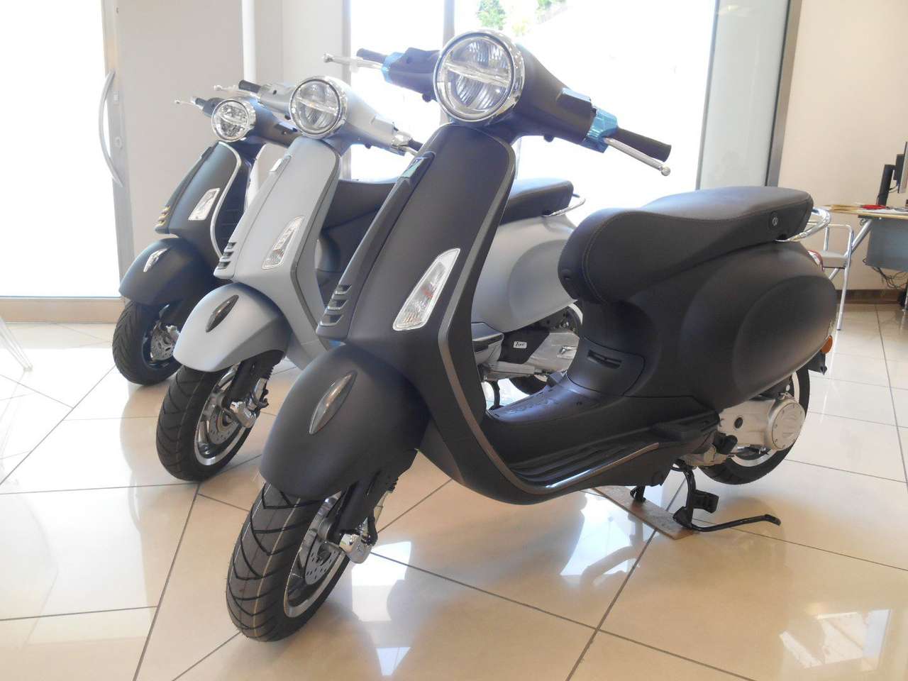 Vespa Primavera 50 Sport - PROMO RCA + TASSO ZERO