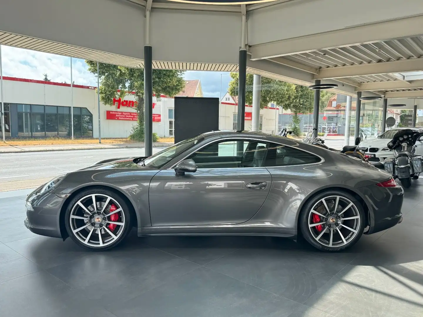 Porsche 911 Carrera 4 S Chrono/Sportabgas/ BOSE/Xenon/ Grau - 2