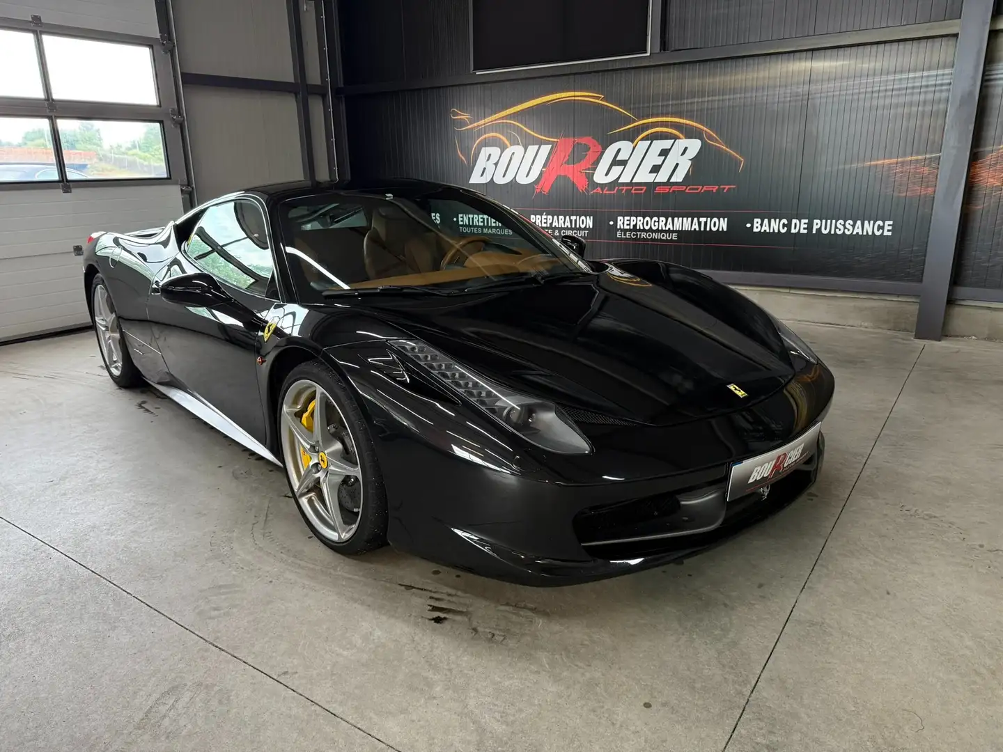 Ferrari 458 458 Italia 4.5 V8 570ch Noir - 1