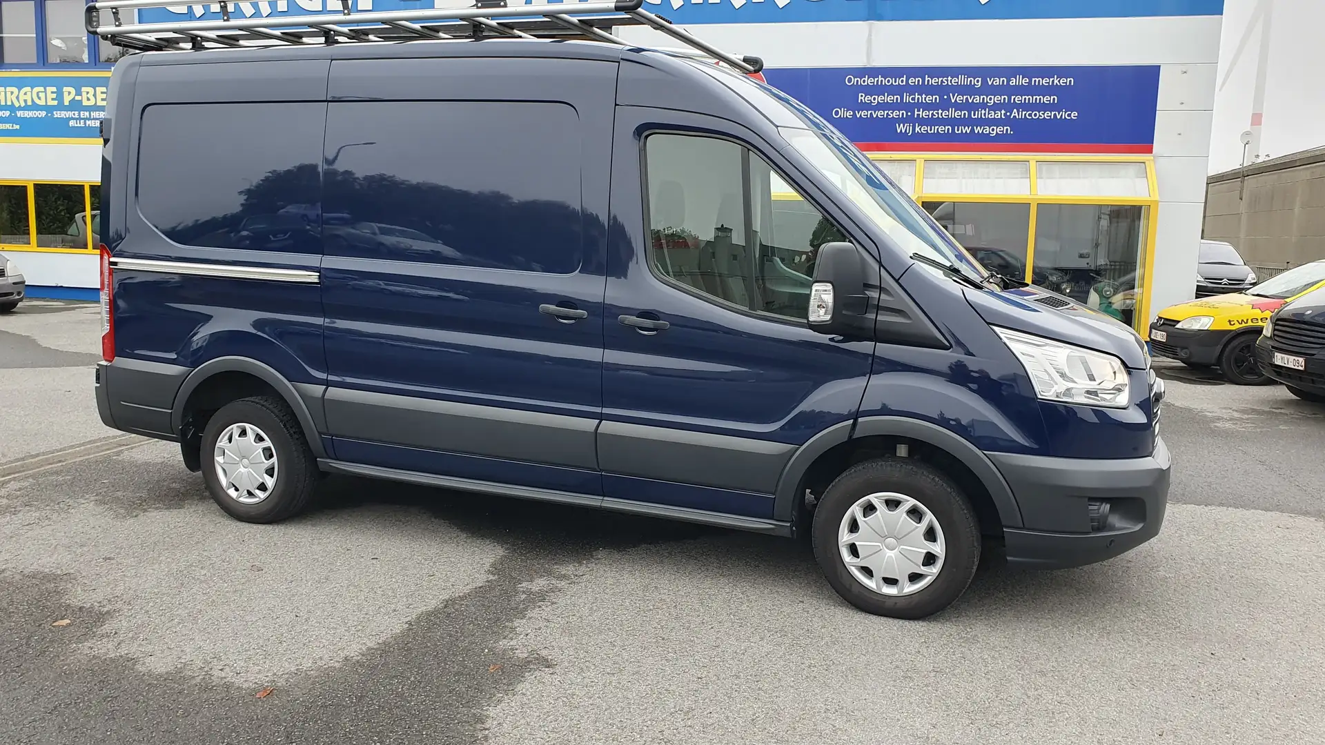 Ford Transit 2.0 L2H2 airco trekhaak pdc cruise control Blauw - 1