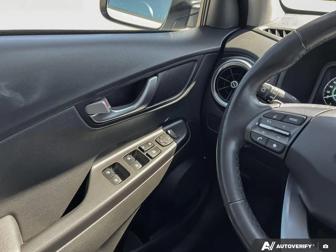 Hyundai KONA fotografie Hyundai KONA