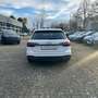 Audi A4 Avant (8WD) 40 TDI S line Blanc - thumbnail 7