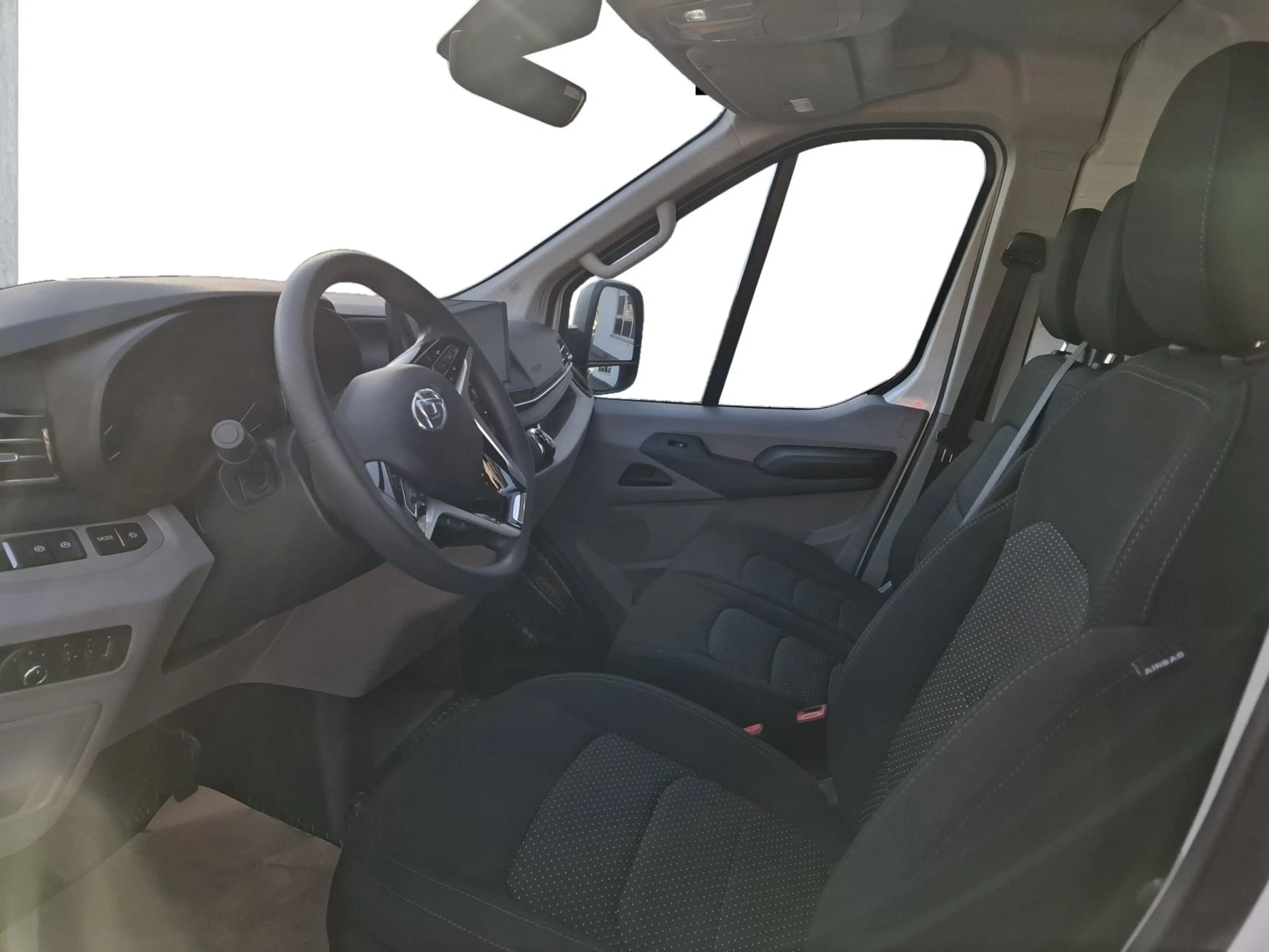 Maxus Deliver 9 PV 2.0D MT FWD L3H2 COMFORT — photo 6