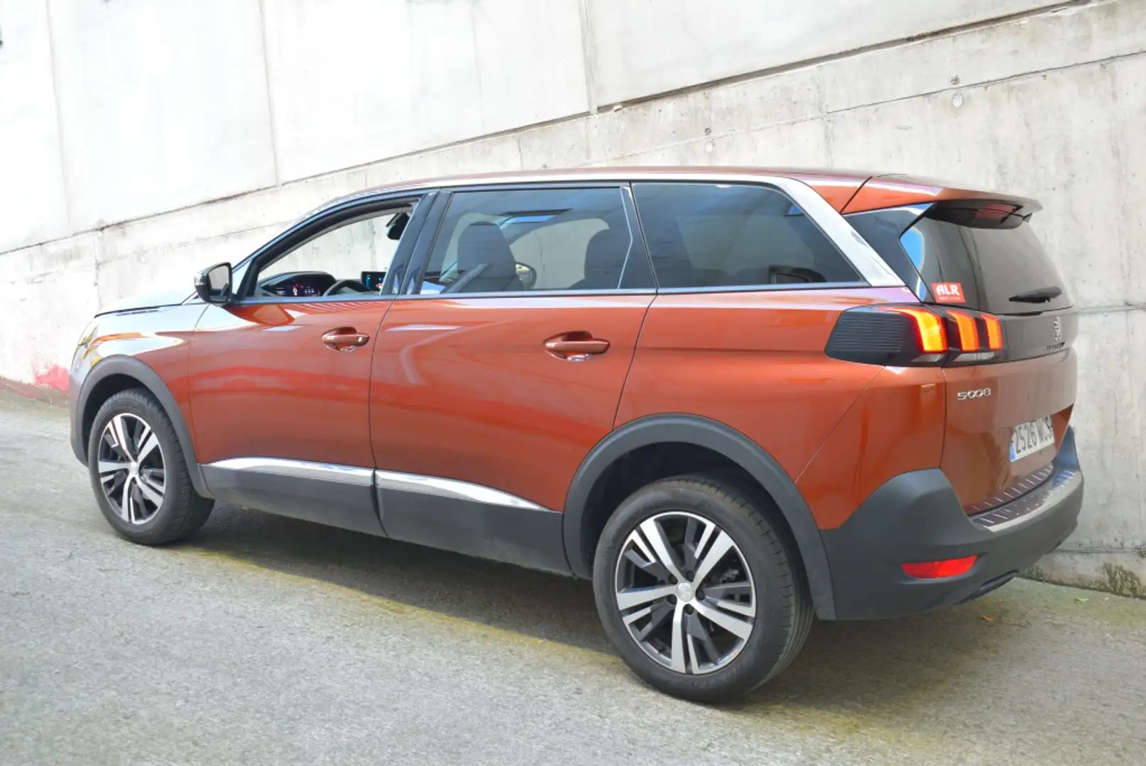 Peugeot 5008 1.2 PureTech S&S Allure Pack 130 Burdeos - 2