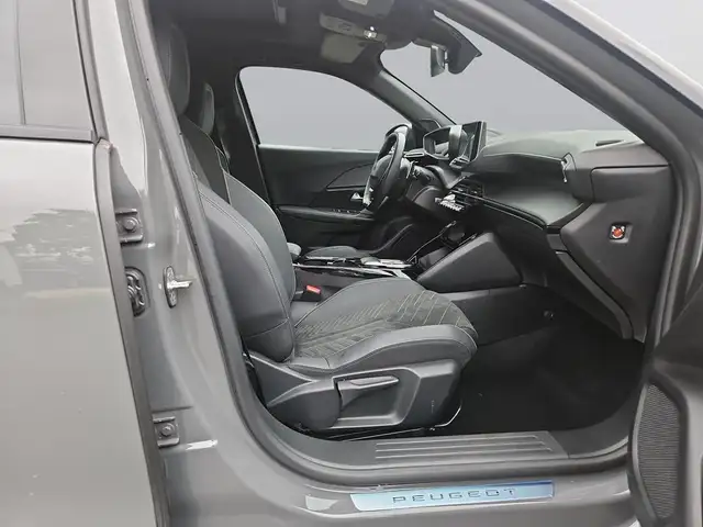 Peugeot 2008 view 13