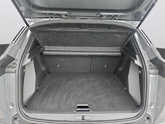 Peugeot 2008 view 9