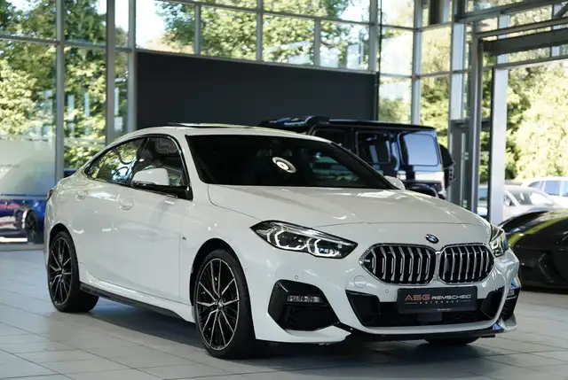 BMW 2 Series view 5
