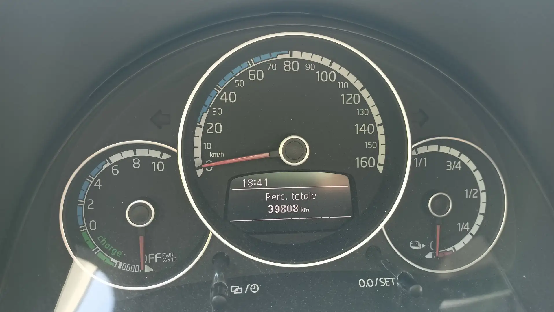 Volkswagen up! up! 5p 2017 e-up! 5p Oro - 1