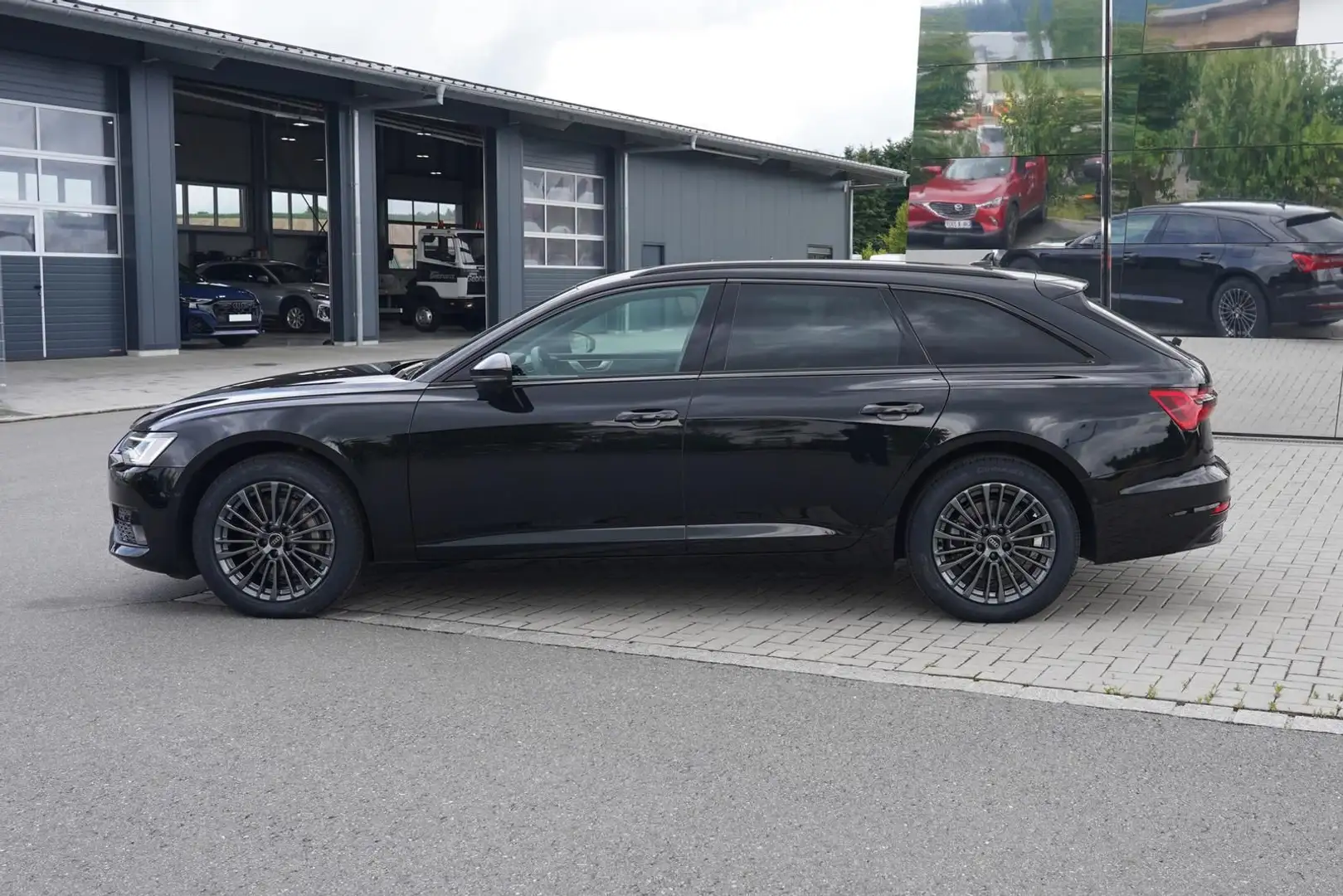 Audi A6 45 quattro 2.0 TDI Avant advanced DSG Leder Schwarz - 2