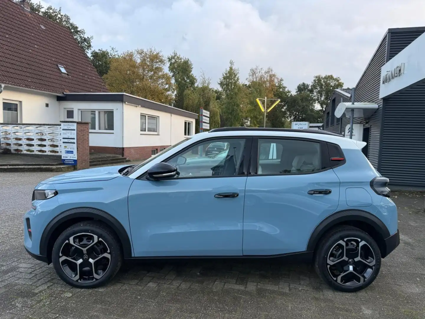 Citroen C3 1.2 Mild-Hybrid 110 PLUS Automatik LED SHZ PDC beh Blau - 2