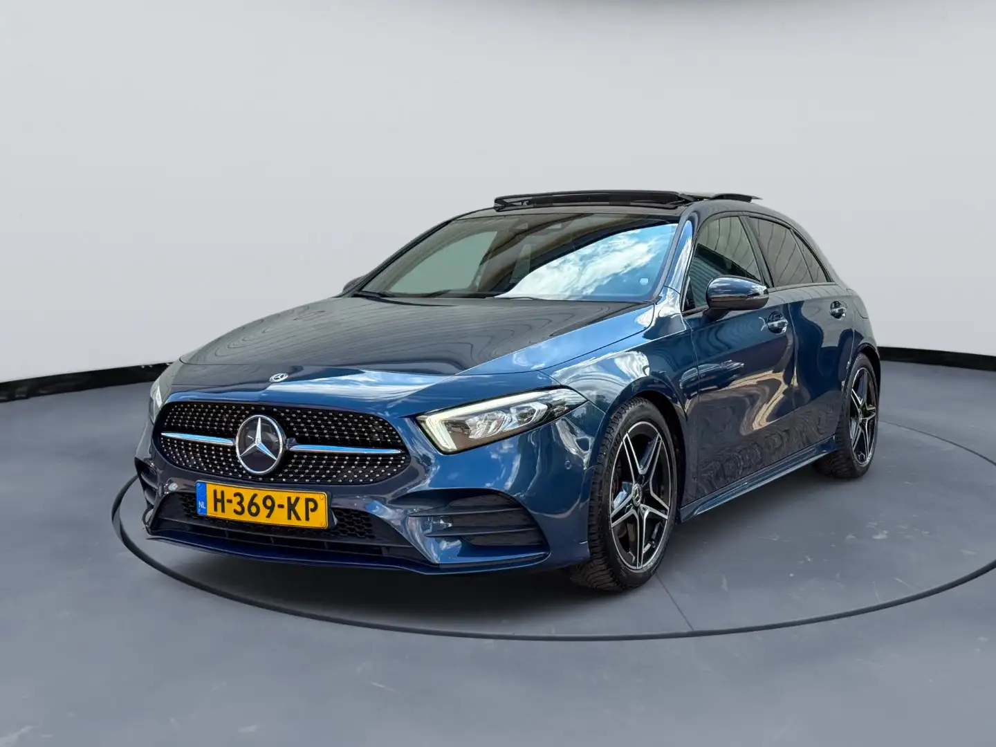 Mercedes-Benz A 180 Business Solution AMG * PANORAMA DAK * CAMERA * AM Bleu - 2