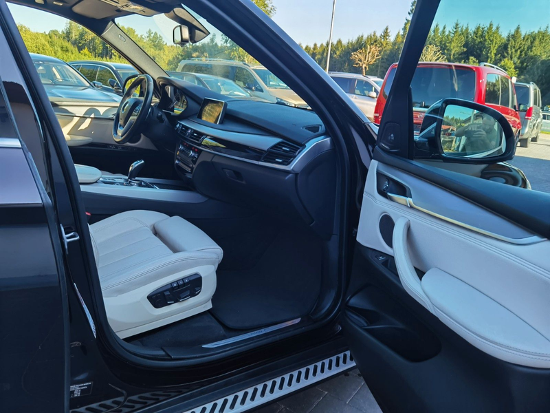 BMW X5 Baureihe X5 xDrive 40 d — photo 11