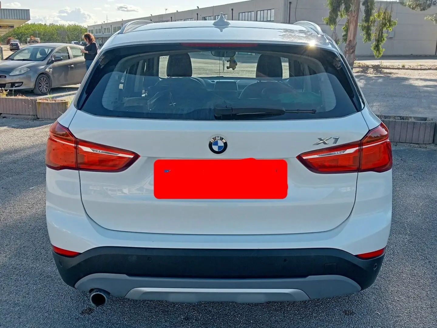 BMW X1 X1 F48 sdrive18d auto Bianco - 2