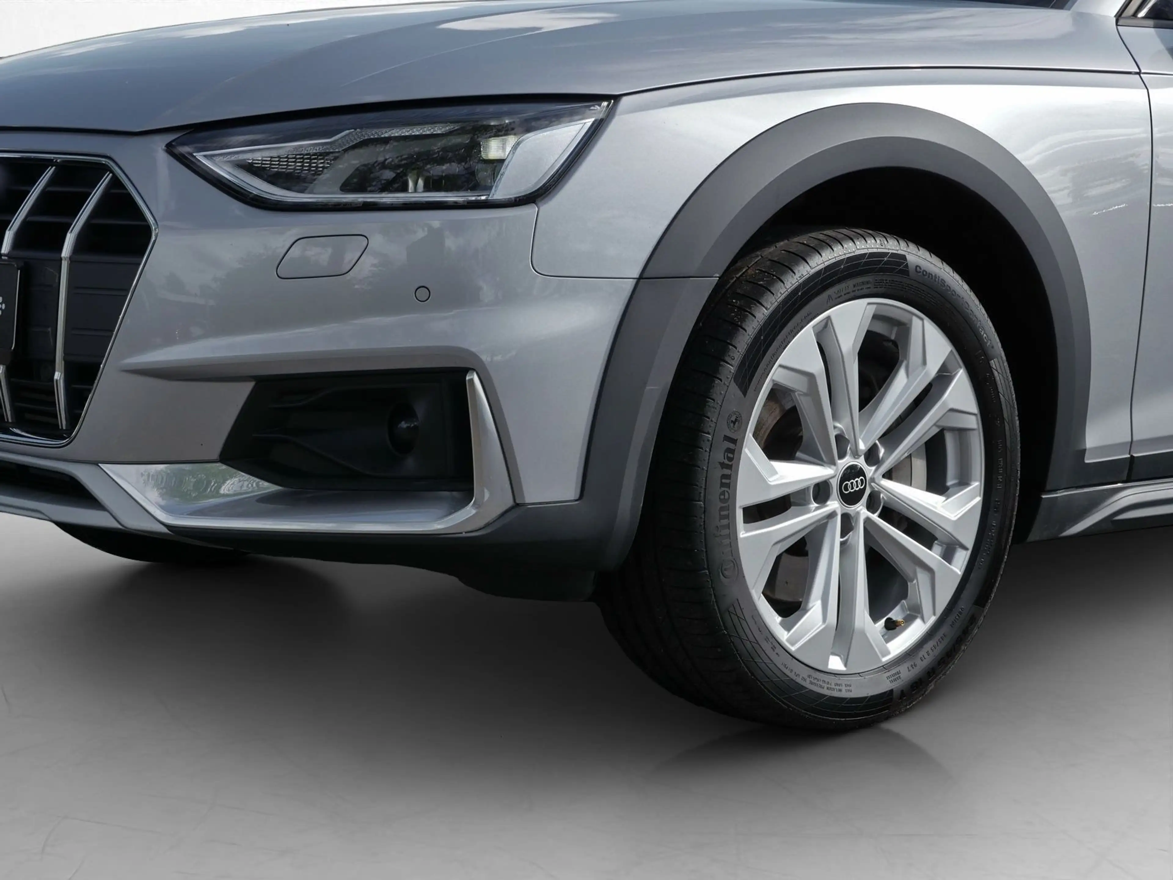 Audi A4 allroad 45 TFSI quattro LED*AHK*Virtual*Sound — photo 13