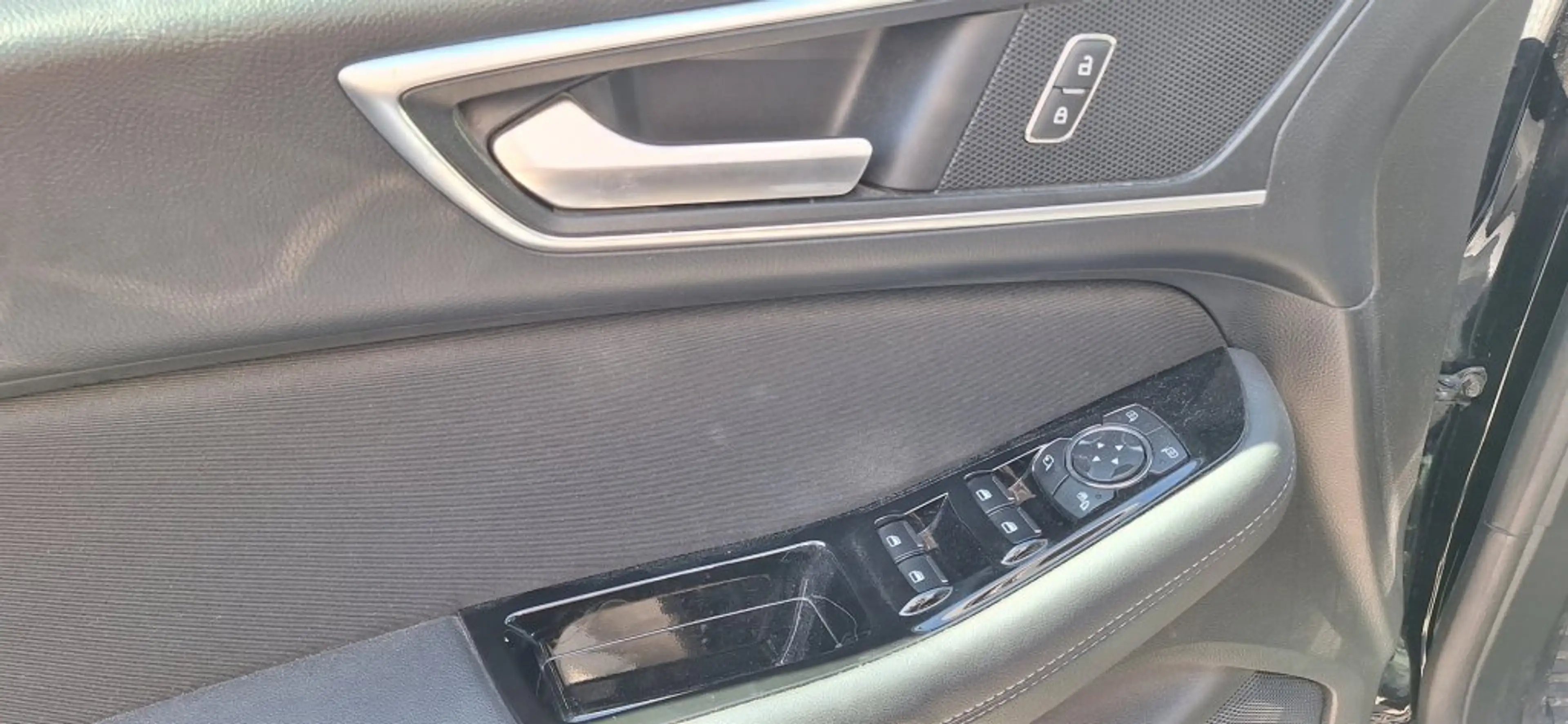 Ford Galaxy Titanium 2,0 EcoBlue — photo 5