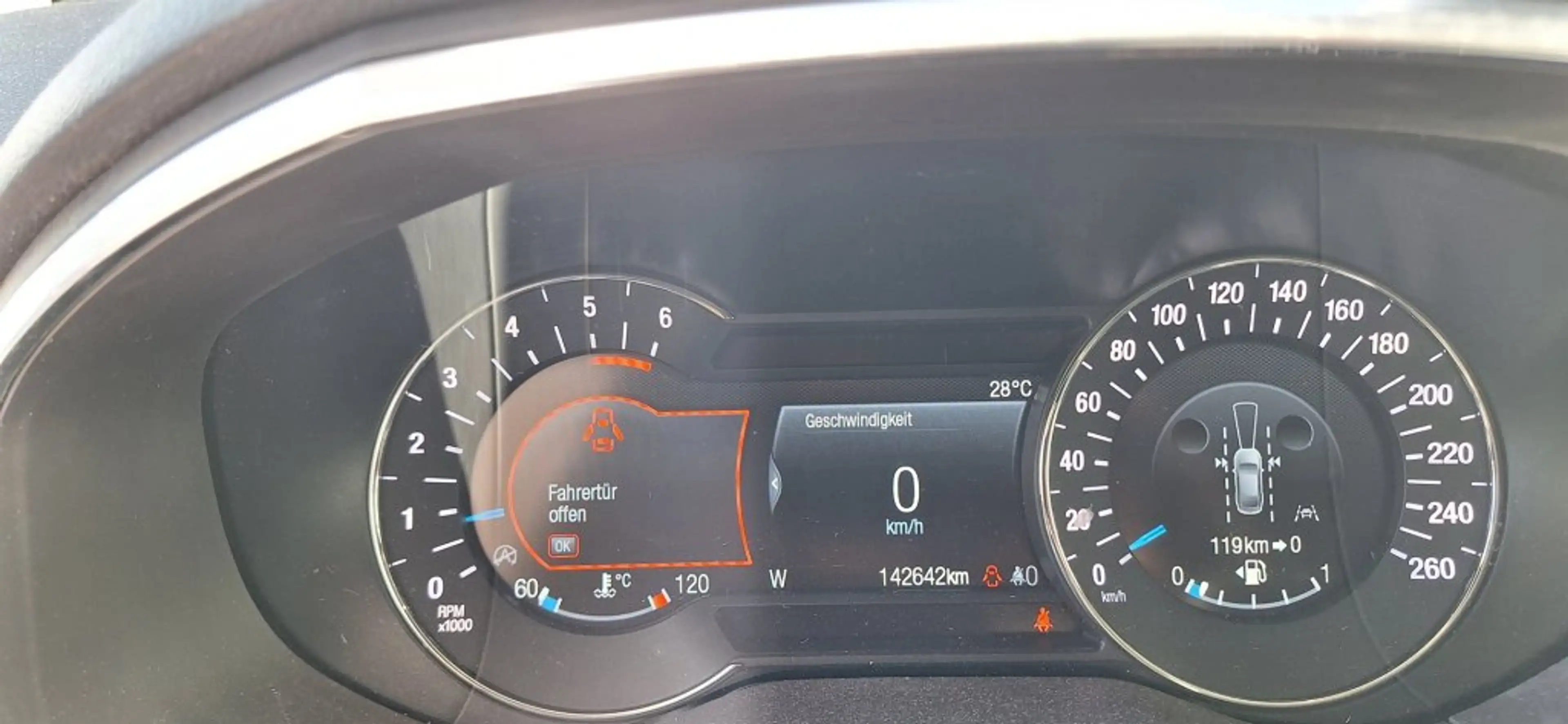 Ford Galaxy Titanium 2,0 EcoBlue — photo 15