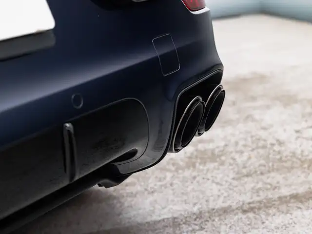 Porsche Cayenne view 4