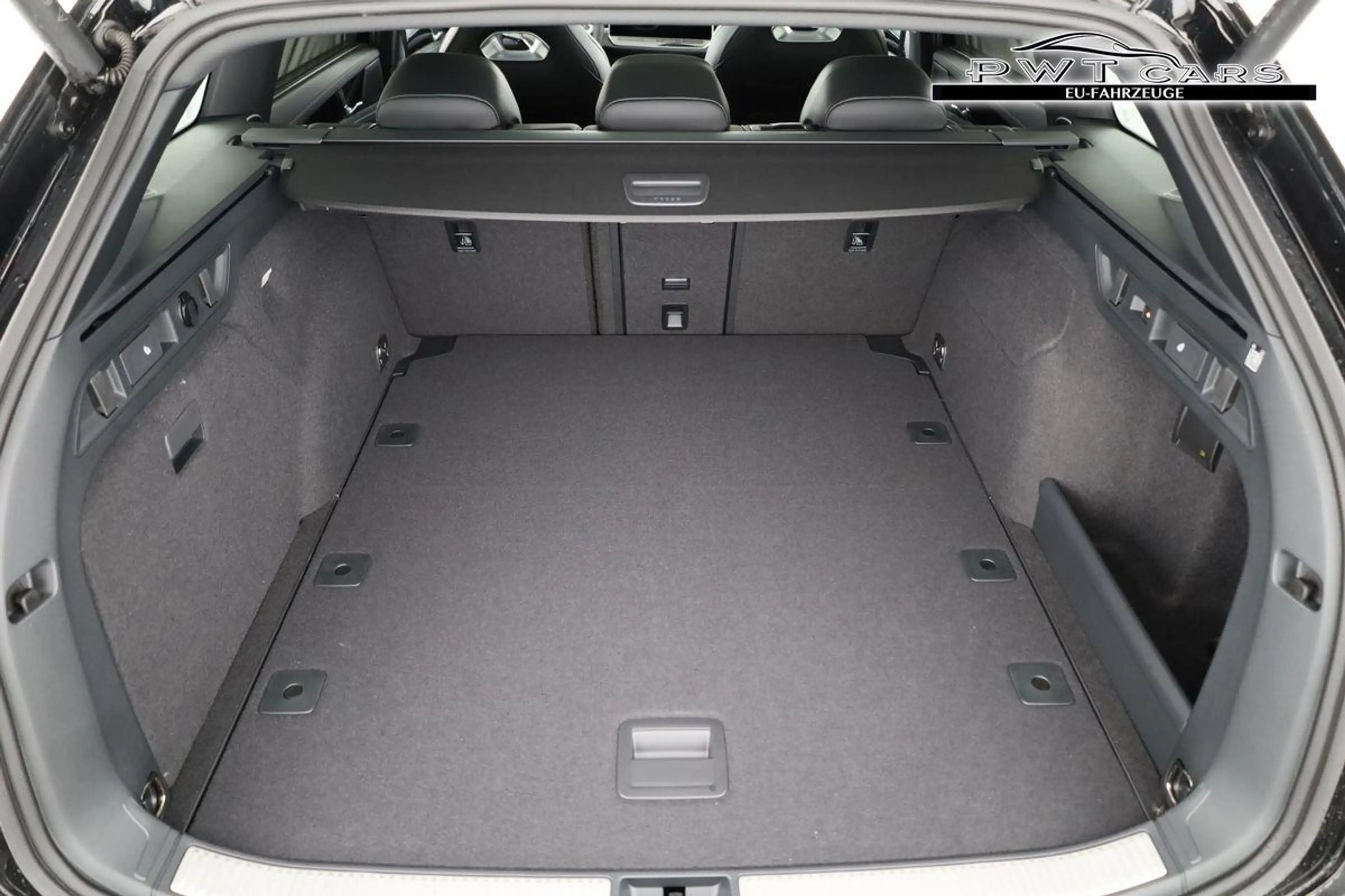 Volkswagen Passat Variant 2.0 TDI 142 kW 4Motion R-Line DSG 4M R-LINE, Pa... — photo 12