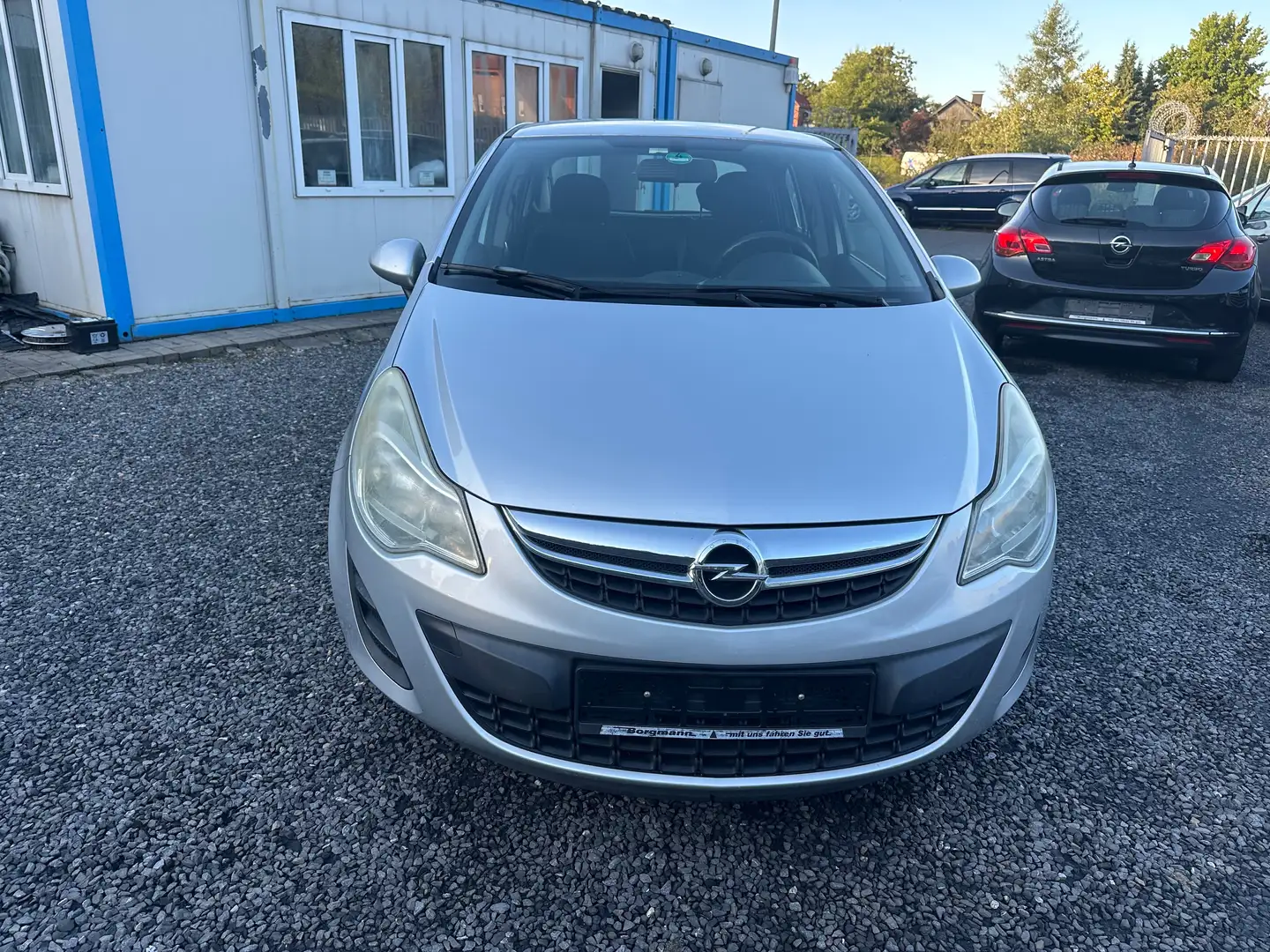 Opel Corsa 1.2Selection Silber - 2