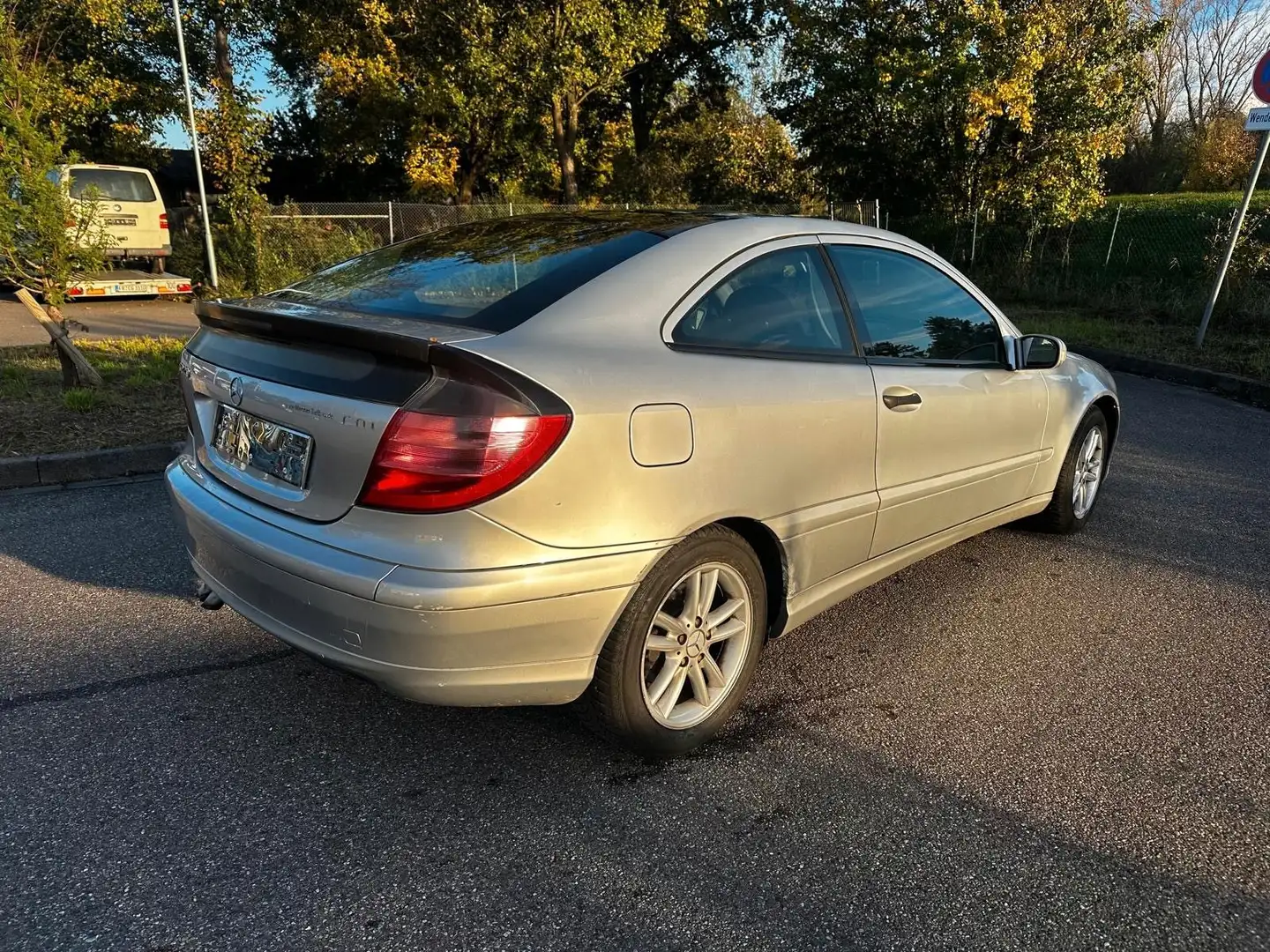 Mercedes-Benz C 220 CDI  Coupe Automatik Diesel Silber - 2