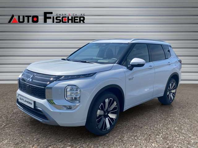 Imagine Mitsubishi Outlander 2.4L PHEV TOP
