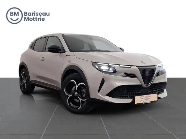Alfa Romeo Junior SPECIALE AUTOMAAT HYBRID 145 PK *MEMORY SEATS*CAME
