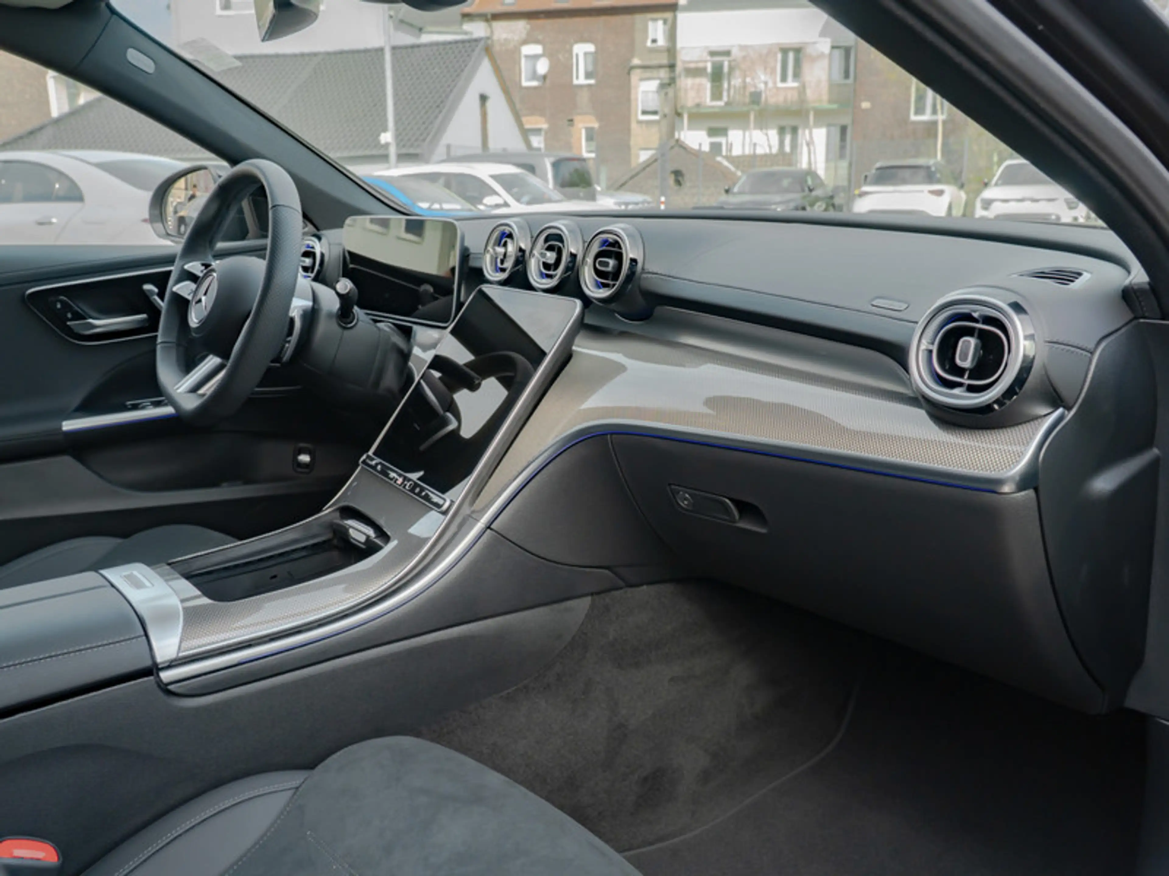 Mercedes-Benz C 180 AMG-Sport/LED/360/Night/Totw/Sound/Distr — photo 8