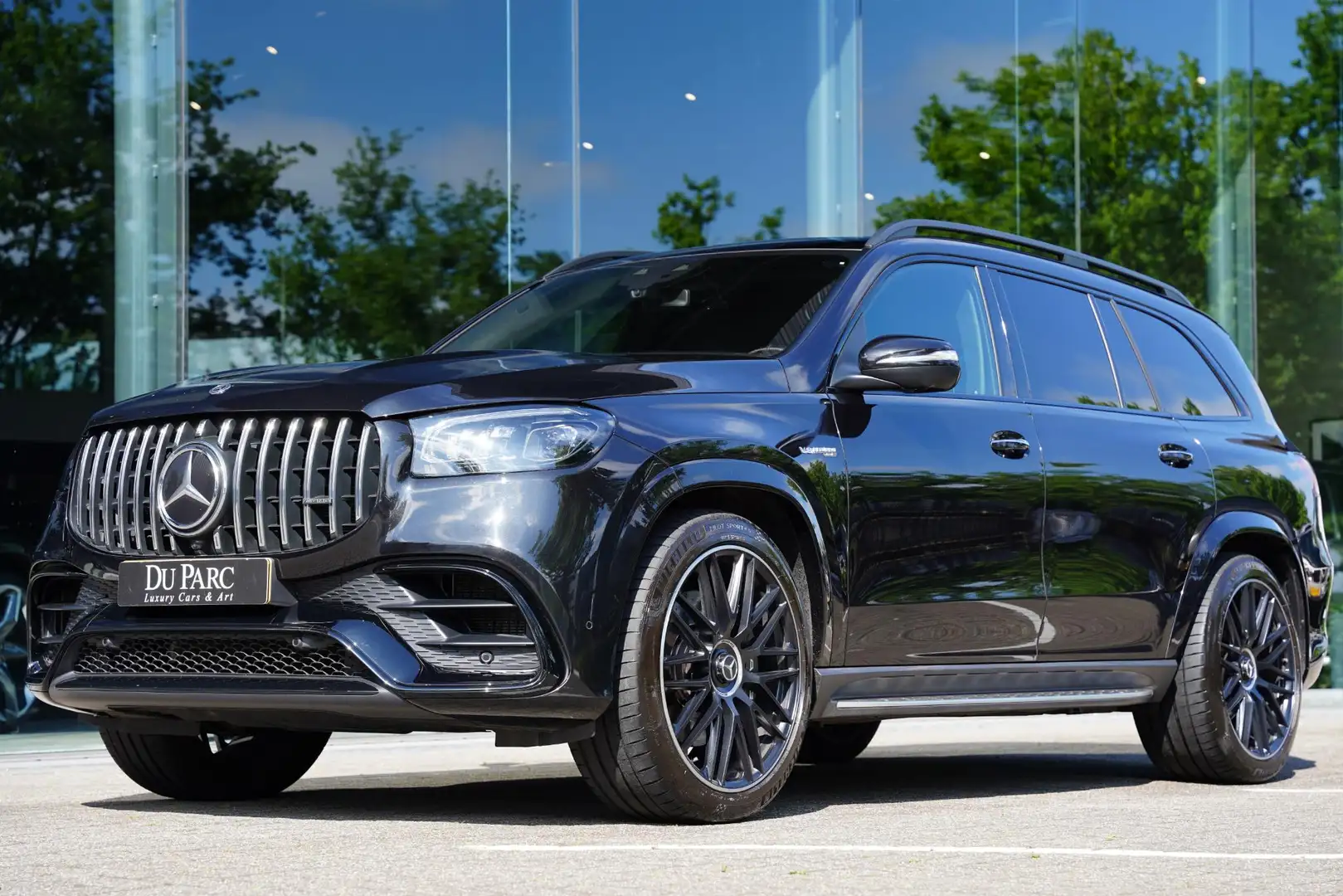 Mercedes-Benz GLS 63 AMG 4-Matic Exclusive NL-Auto Multimedia 7-Persoons Zwart - 1