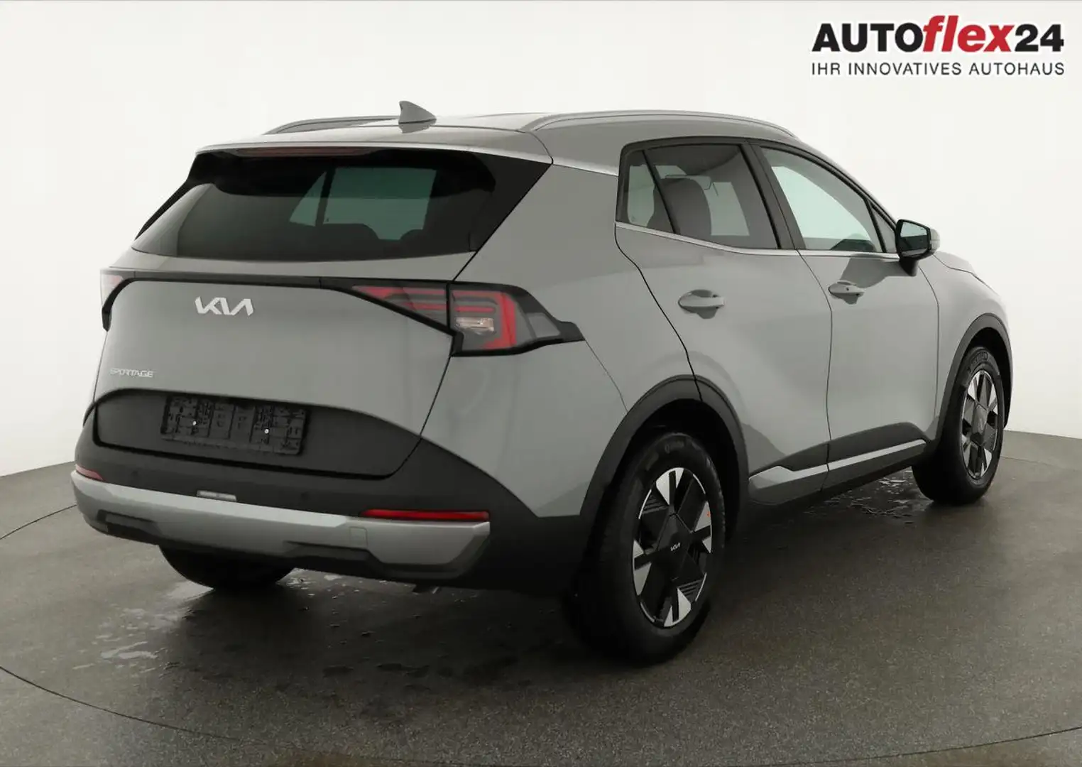 Kia Sportage 1.6 T-GDI DCT Urban, neues Modell, Navi, Kamera... Gris - 2
