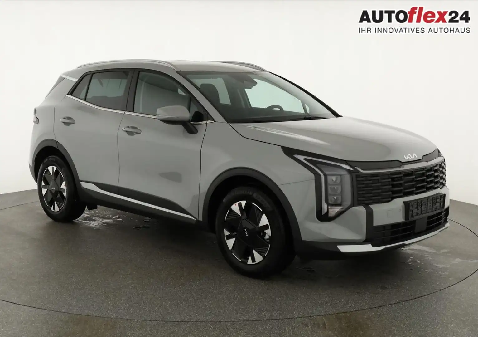 Kia Sportage 1.6 T-GDI DCT Urban, neues Modell, Navi, Kamera... Gris - 1